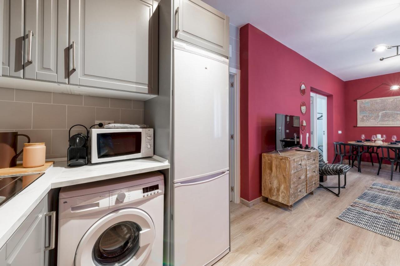 מדריד 3 Bedrooms 1 Bathroom Furnished - Lavapies- Mintystay מראה חיצוני תמונה