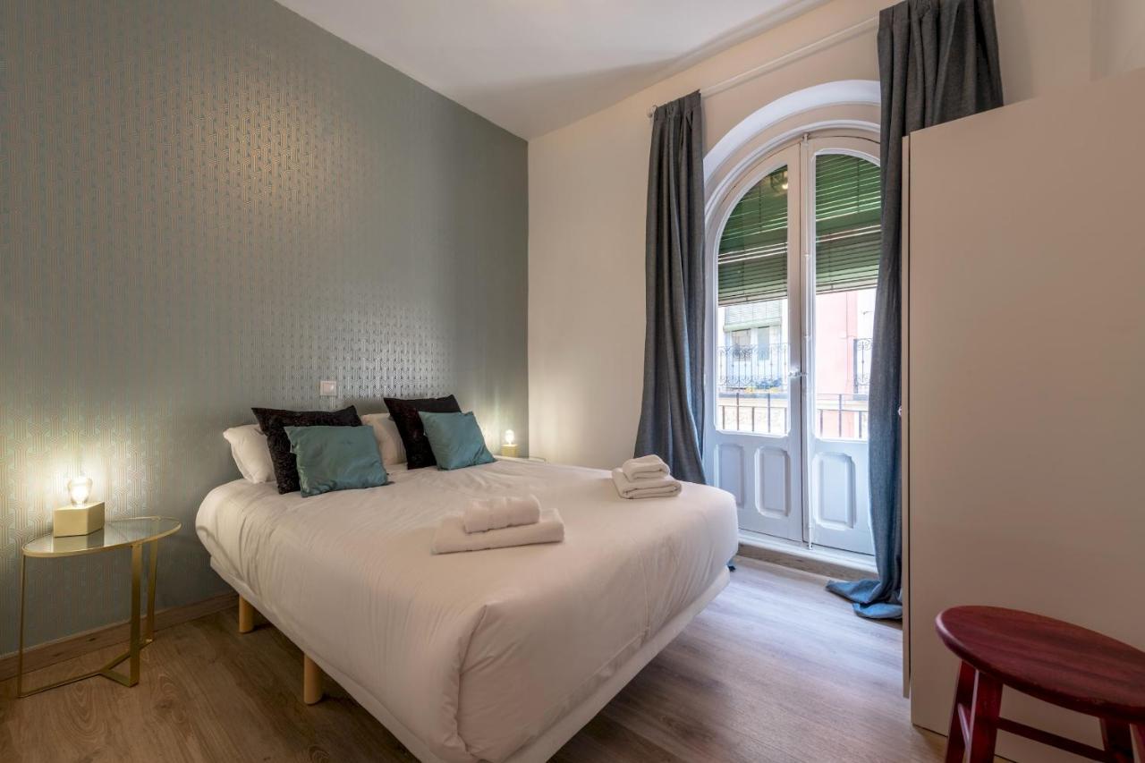 מדריד 3 Bedrooms 1 Bathroom Furnished - Lavapies- Mintystay מראה חיצוני תמונה