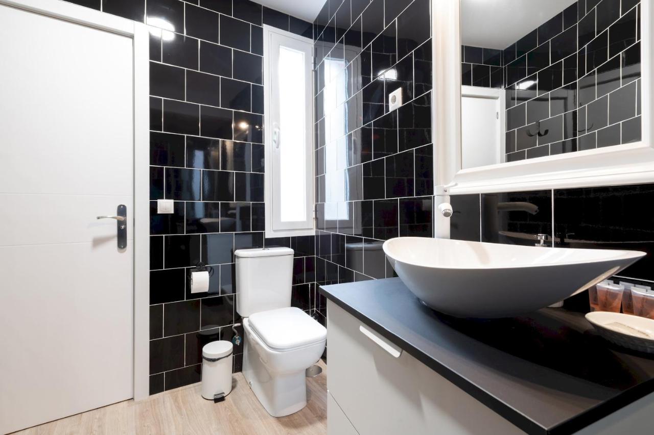 מדריד 3 Bedrooms 1 Bathroom Furnished - Lavapies- Mintystay מראה חיצוני תמונה